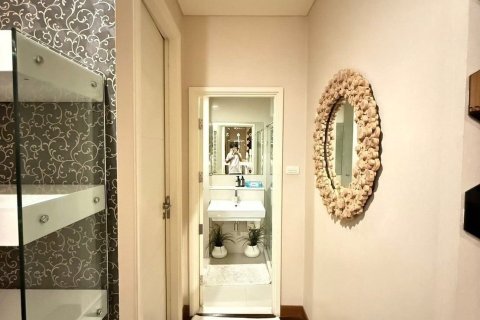 Condo à Watthana, Bangkok, Thaïlande, 2 chambres  № 171932 - photo 7