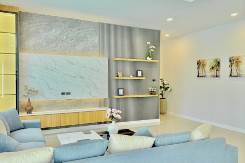 Villa in Hua Hin, Thailand 3 bedrooms № 169841 - photo 2