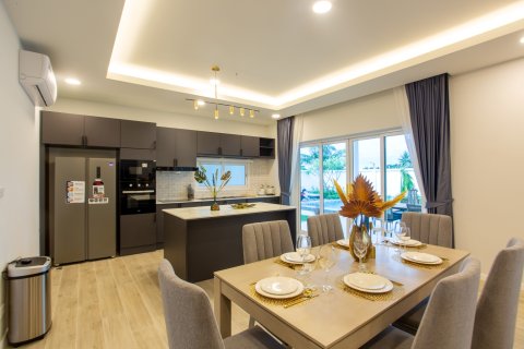 Villa in Hua Hin, Thailand 3 bedrooms № 169844 - photo 10