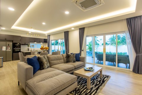 Villa in Hua Hin, Thailand 3 bedrooms № 169844 - photo 14