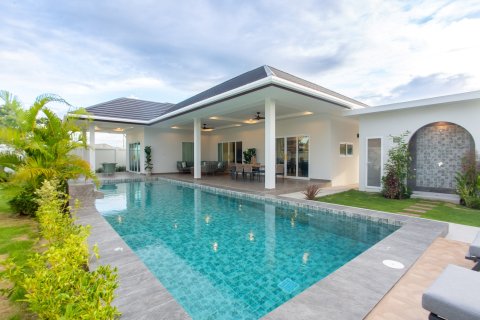 Villa in Hua Hin, Thailand 3 bedrooms № 169844 - photo 4