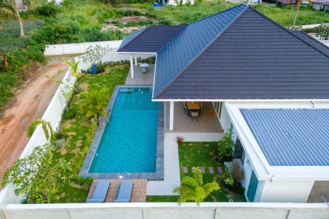 Villa in Hua Hin, Thailand 3 bedrooms № 169844