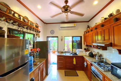 Haus in Pattaya, Thailand 4 Schlafzimmer № 223084 - Foto 9