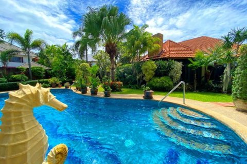 Haus in Pattaya, Thailand 4 Schlafzimmer № 223084 - Foto 2