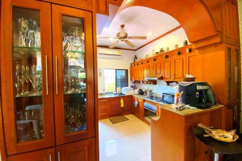 Haus in Pattaya, Thailand 4 Schlafzimmer № 223084 - Foto 8