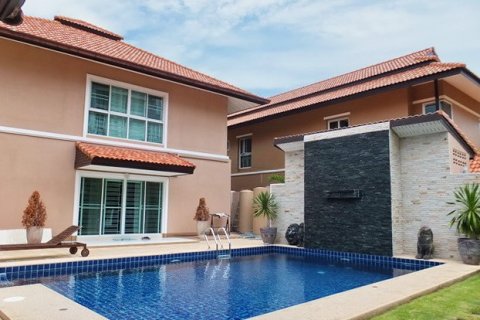 Haus auf Jomtien Beach, Pattaya, Thailand 4 Schlafzimmer № 223085 - Foto 2