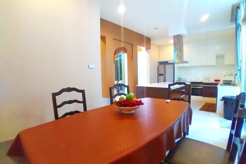Haus in Pattaya, Thailand 5 Schlafzimmer № 223086 - Foto 9