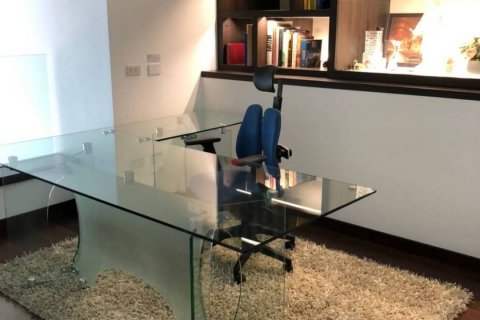 Кондоминиум с 5 спальнями в Сатхоне, Бангкок, Таиланд № 133943 - фото 5