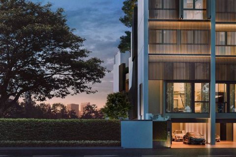 Кондоминиум с 5 спальнями в Сатхоне, Бангкок, Таиланд № 133943 - фото 1