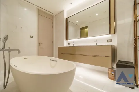 Condominio de 2 dormitorios en Pathum Wan, Bangkok, Tailandia № 214386 - foto 26