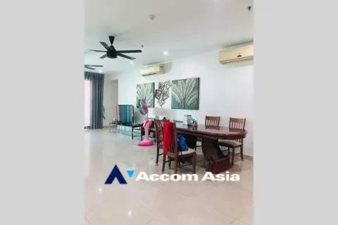 Condominio de 3 dormitorios en Yan Nawa, Bangkok, Tailandia № 214382