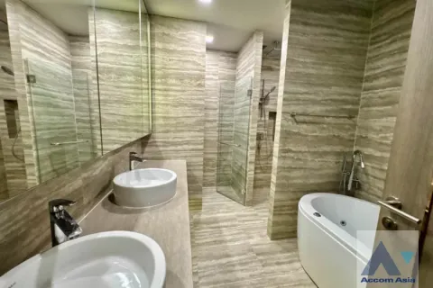 Condominio de 3 dormitorios en Watthana, Bangkok, Tailandia № 214384 - foto 13