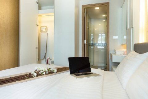 Studio dans le Condo à Watthana, Bangkok, Thaïlande № 163375 - photo 17