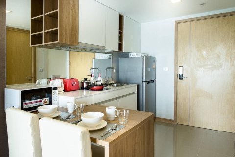 Studio dans le Condo à Watthana, Bangkok, Thaïlande № 163375 - photo 9