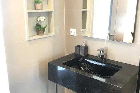 Студия в кондо в Ваттхане, Бангкок, Таиланд № 163376 - фото 7