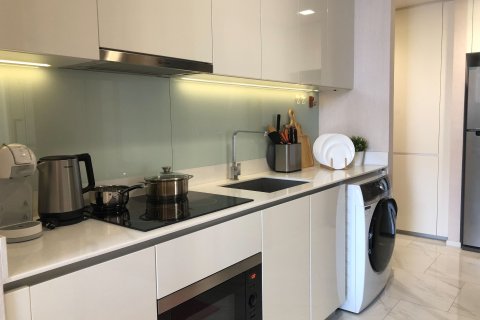 Condo in Watthana, Bangkok, Thailand, 2 bedrooms  № 153493 - photo 3