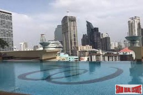 Apartment in Bangkok, Thailand 3 bedrooms № 192968 - photo 2