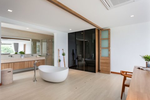 House in Ko Samui, Thailand 4 bedrooms № 192716 - photo 14