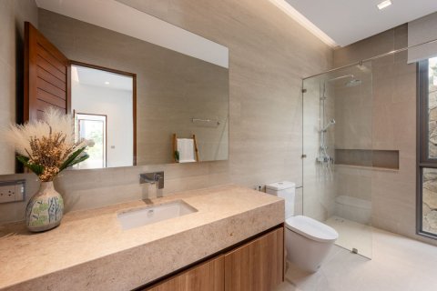 House in Ko Samui, Thailand 4 bedrooms № 192716 - photo 12
