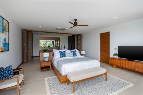 House in Ko Samui, Thailand 4 bedrooms № 192716 - photo 9