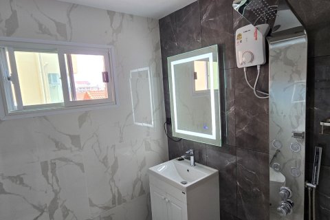 House in Pattaya, Thailand 3 bedrooms № 192717 - photo 19