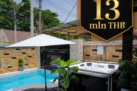 House in Pattaya, Thailand 3 bedrooms № 192717 - photo 26
