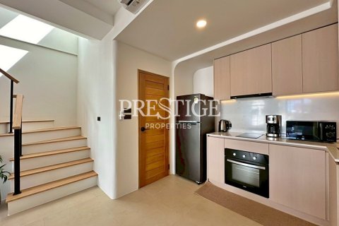 House in Pattaya, Thailand 3 bedrooms № 198145 - photo 10