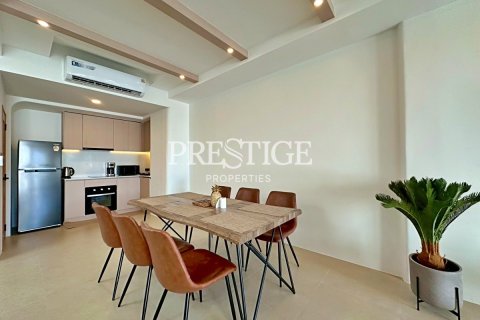 House in Pattaya, Thailand 3 bedrooms № 198145 - photo 9