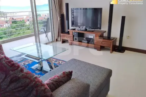 Condominio de 2 dormitorios en Pattaya, Tailandia № 211310 - foto 4
