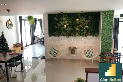 Casa de 4 dormitorios en Jomtien Beach, Pattaya, Tailandia № 211314 - foto 13