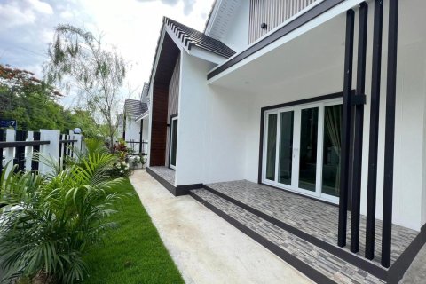 Penthouse in Pattaya, Thailand 3 bedrooms № 194733 - photo 7