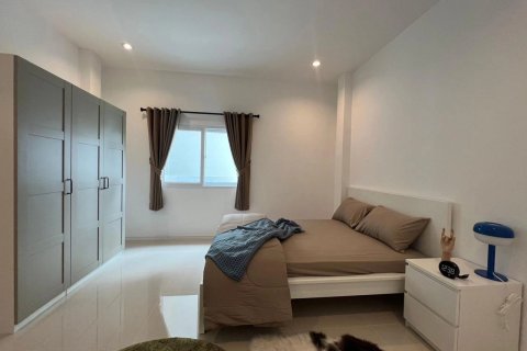 Penthouse in Pattaya, Thailand 3 bedrooms № 194733 - photo 2