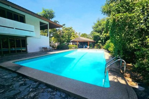 House in Bang Kapi, Bangkok, Thailand 5 bedrooms № 163748 - photo 7