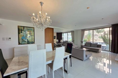 Condo in Pattaya, Thailand, 3 bedrooms № 8680 - photo 9