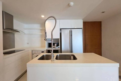 Condo in Pattaya, Thailand, 3 bedrooms № 8680 - photo 13