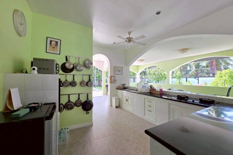 Maison à Bang Lamung, Thaïlande 3 chambres № 161531 - photo 18