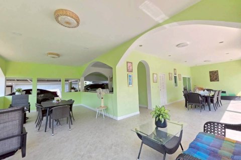 Maison à Bang Lamung, Thaïlande 3 chambres № 161531 - photo 15