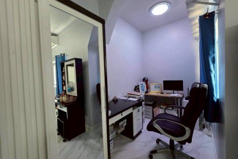 Maison à Bang Lamung, Thaïlande 3 chambres № 161531 - photo 24