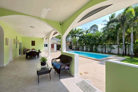 Maison à Bang Lamung, Thaïlande 3 chambres № 161531 - photo 12