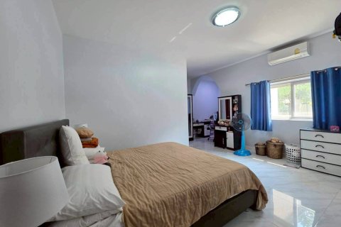 Maison à Bang Lamung, Thaïlande 3 chambres № 161531 - photo 21