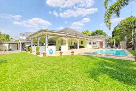 Maison à Bang Lamung, Thaïlande 3 chambres № 161531 - photo 4