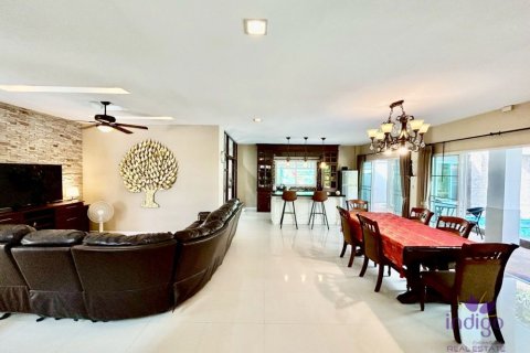 Дом в Чиангмае, Таиланд с 4 спальнями  № 162503 - фото 3