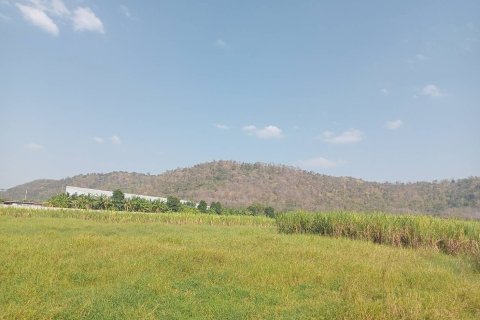 Land in Pattaya, Thailand 81600 sq.m. № 159253 - photo 11