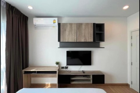 Studio in the Condo in Huai Khwang, Bangkok, Thailand  № 151211 - photo 8