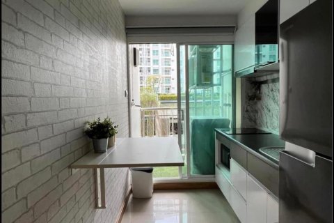 Studio in the Condo in Huai Khwang, Bangkok, Thailand  № 151211 - photo 12