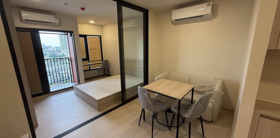 Студия в кондо в Кхлонг Сане, Бангкок, Таиланд № 151209