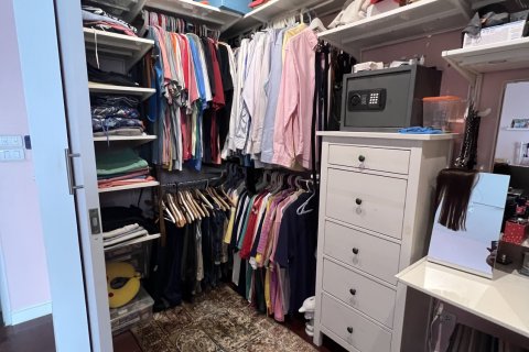 Townhouse in Watthana, Bangkok, Thailand 4 bedrooms № 151210 - photo 19