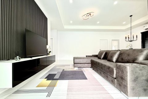 Вилла в Паттайе, Таиланд с 3 спальнями  № 151215 - фото 7