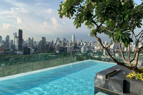 Condo à Bang Rak, Bangkok, Thaïlande, 1 chambre  № 133987 - photo 17