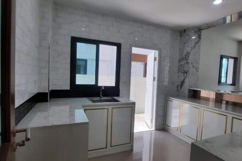 Вилла в Банг Пхли Яи, Таиланд с 5 спальнями  № 133986 - фото 8